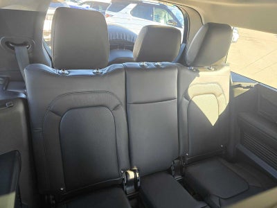 2026 Land Rover Defender S 130 P300