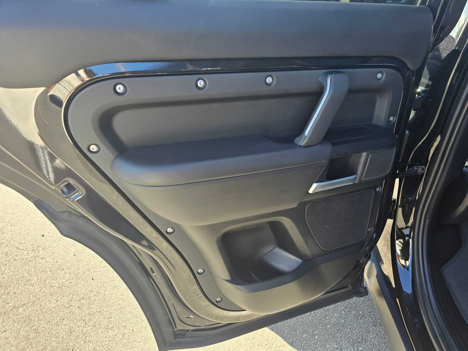 2026 Land Rover Defender S 130 P300