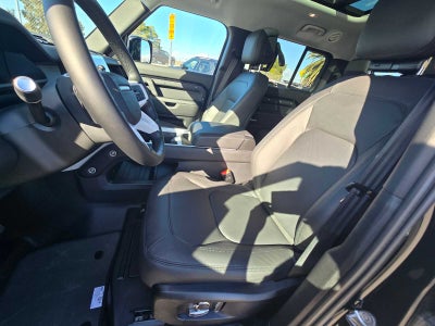 2026 Land Rover Defender S 130 P300