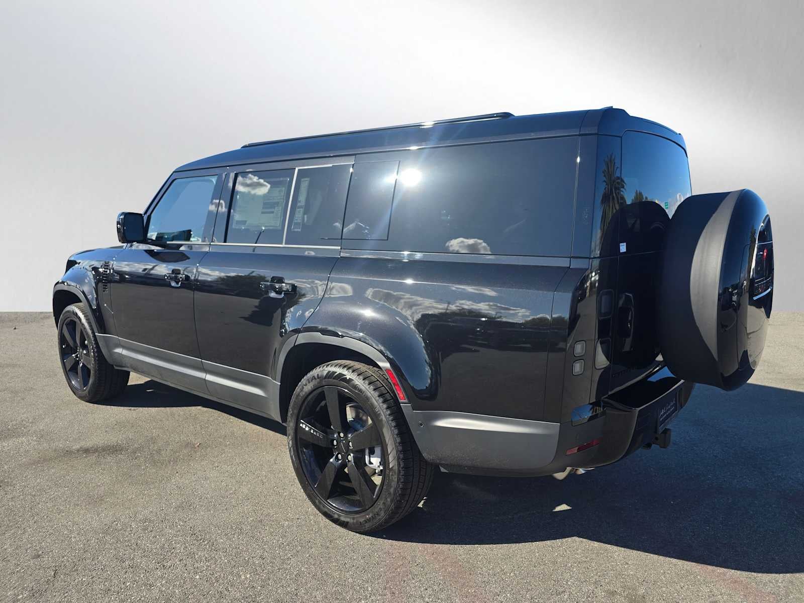 2026 Land Rover Defender S 130 P300