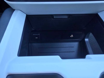 2026 Land Rover Defender S 130 P300