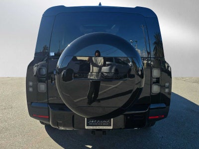 2026 Land Rover Defender S 130 P300