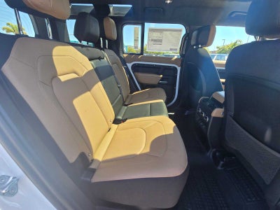 2026 Land Rover Defender V8 110 P525