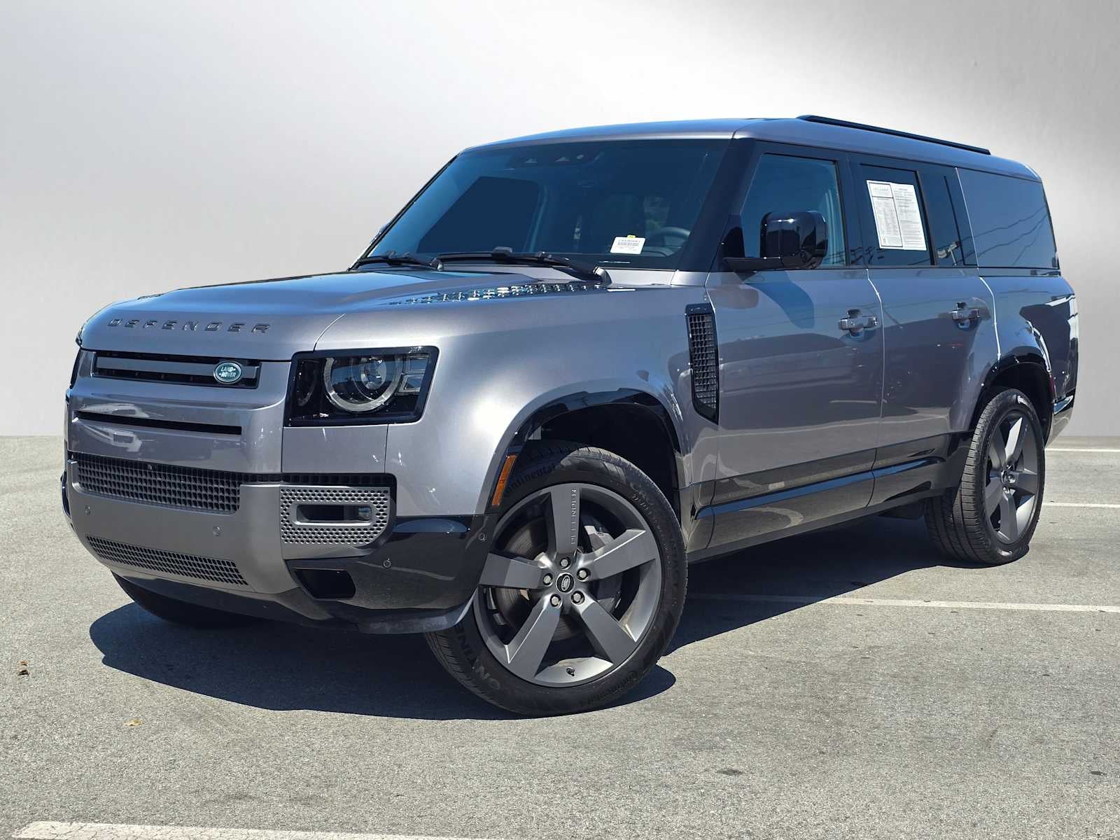 2024 Land Rover Defender Outbound 130 P400