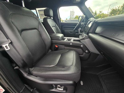 2026 Land Rover Defender V8 130 P500