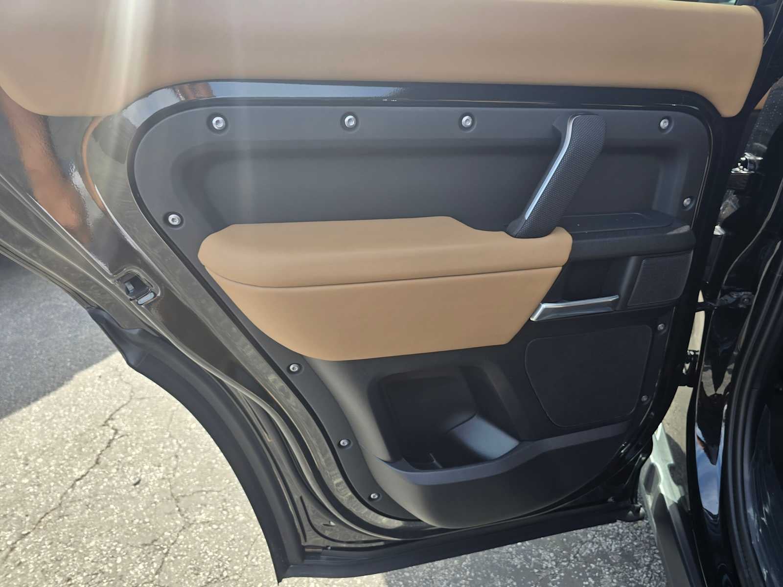 2025 Land Rover Defender X 130 P400