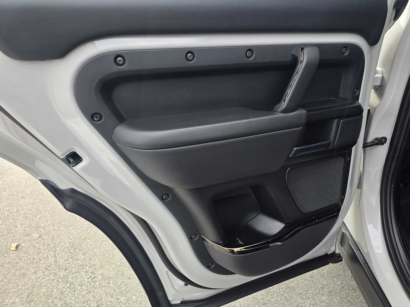 2026 Land Rover Defender OCTA 110 P635