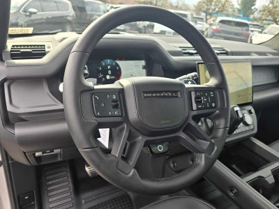 2026 Land Rover Defender OCTA 110 P635