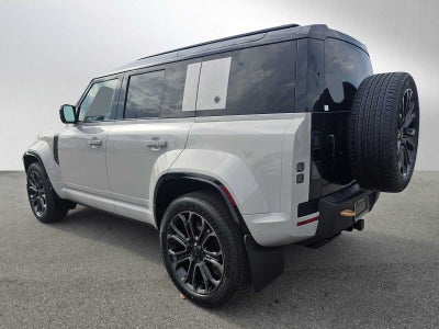2026 Land Rover Defender OCTA 110 P635