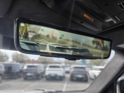 2026 Land Rover Defender OCTA 110 P635