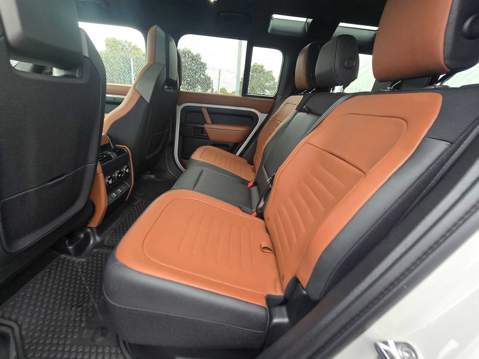 2026 Land Rover Defender OCTA 110 P635