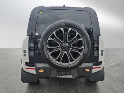 2026 Land Rover Defender OCTA 110 P635