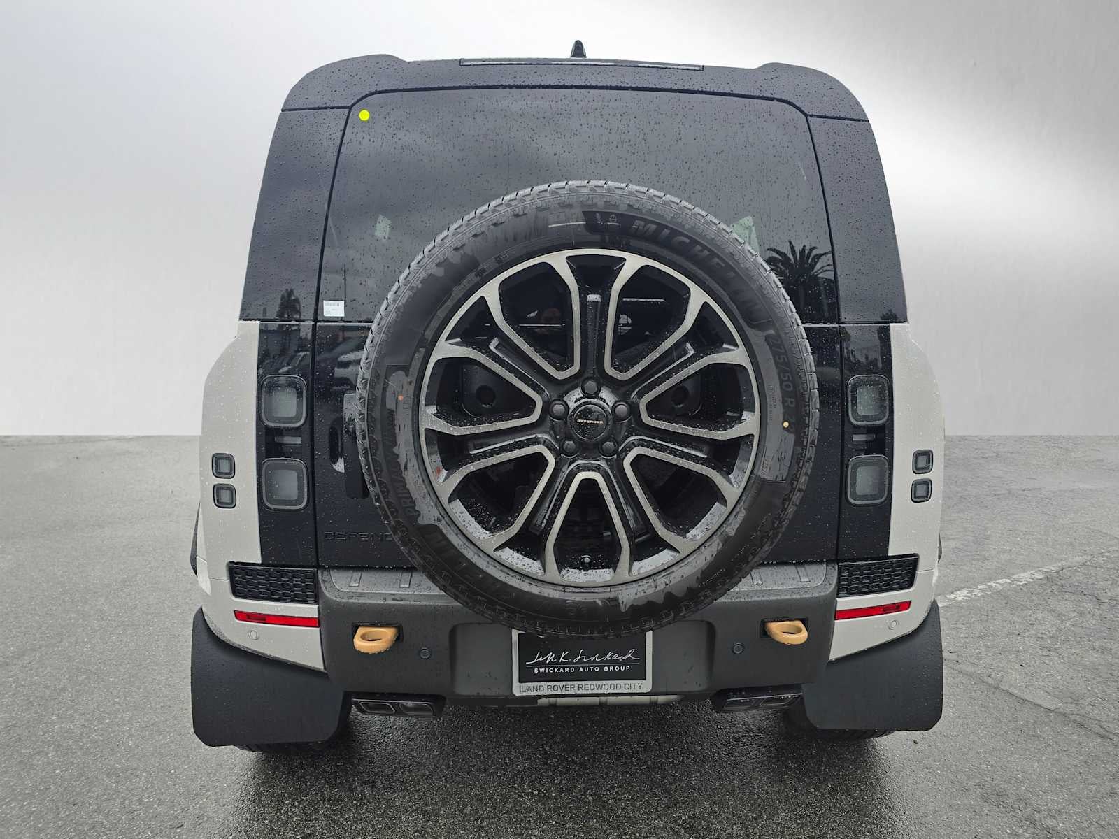 2026 Land Rover Defender OCTA 110 P635