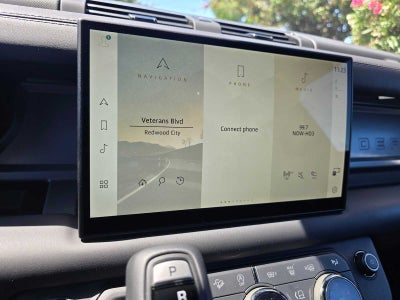 2025 Land Rover Defender OCTA Edition One 110 P635