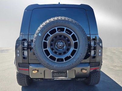 2025 Land Rover Defender OCTA Edition One 110 P635