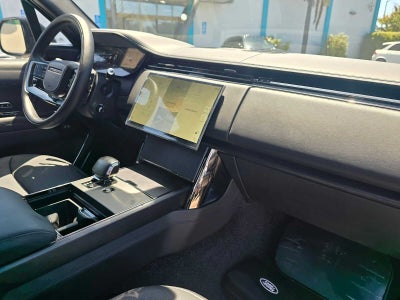 2026 Land Rover Range Rover SV Black