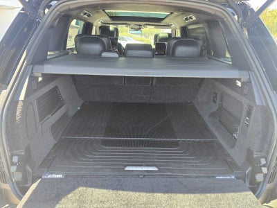 2026 Land Rover Range Rover SV Black