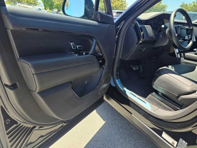 2026 Land Rover Range Rover SV Black