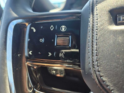 2026 Land Rover Range Rover SV Black