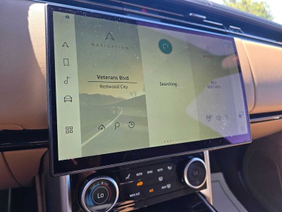 2023 Land Rover Range Rover SE
