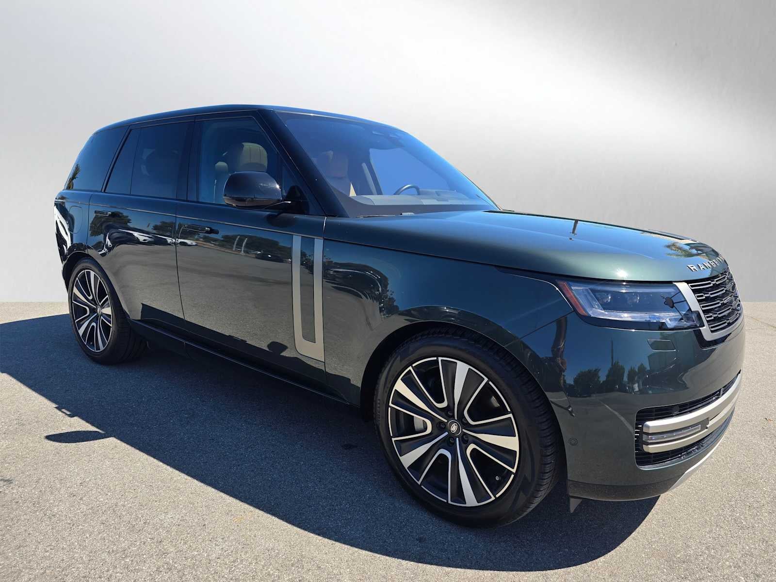2023 Land Rover Range Rover SE