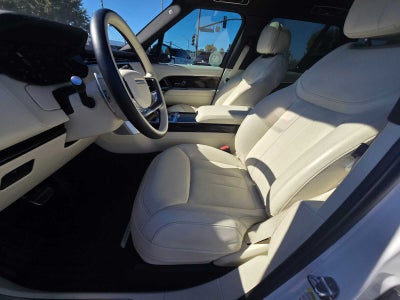 2023 Land Rover Range Rover SE