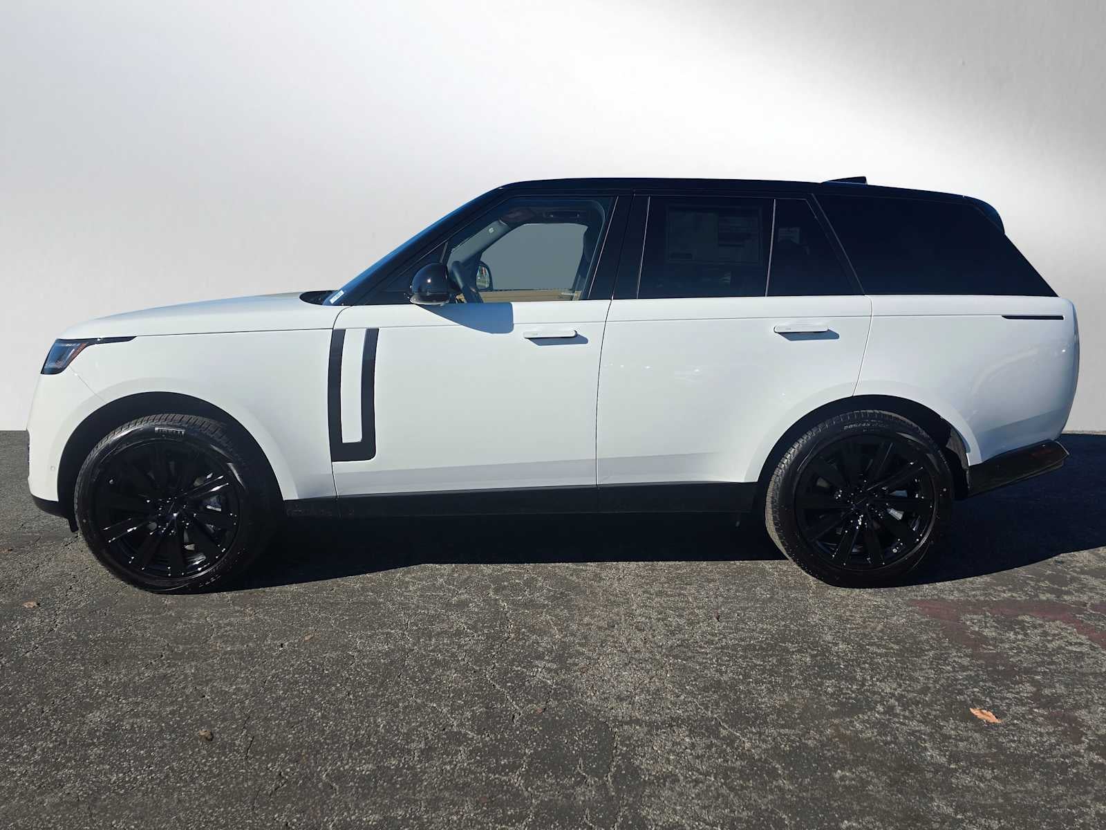 2026 Land Rover Range Rover SE