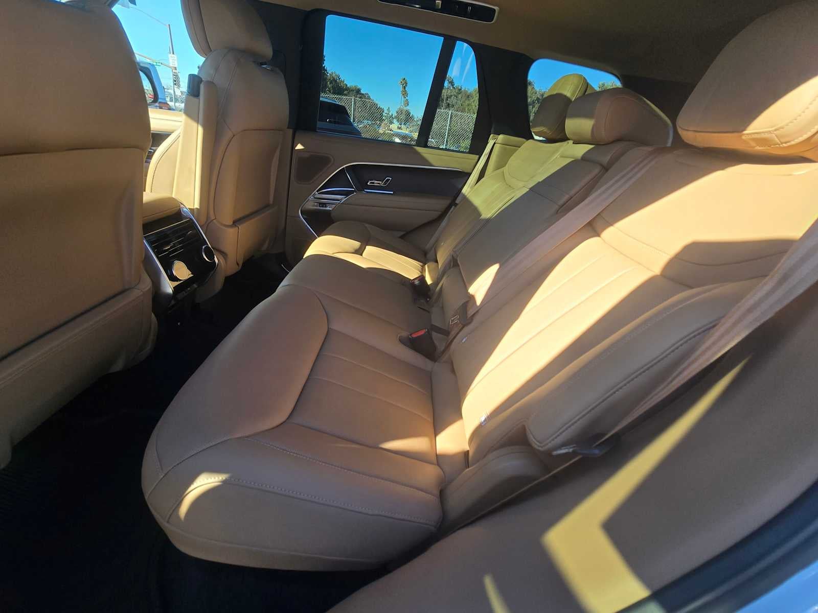 2026 Land Rover Range Rover SE