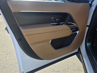 2026 Land Rover Range Rover SE