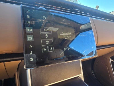 2026 Land Rover Range Rover SE