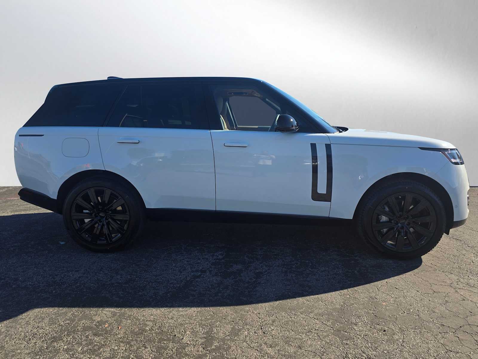 2026 Land Rover Range Rover SE