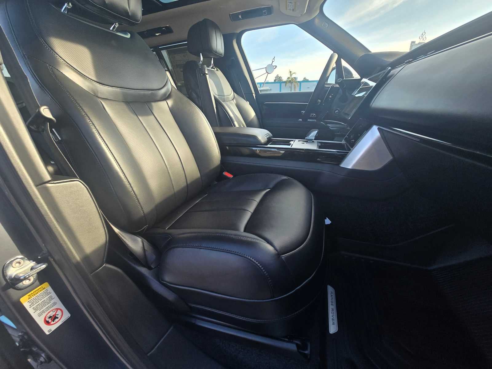 2026 Land Rover Range Rover SE