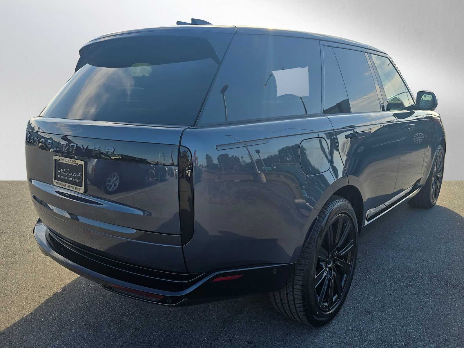 2026 Land Rover Range Rover SE