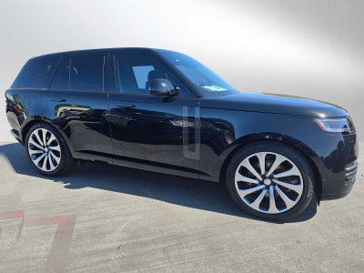 2025 Land Rover Range Rover SE