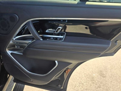 2025 Land Rover Range Rover SE