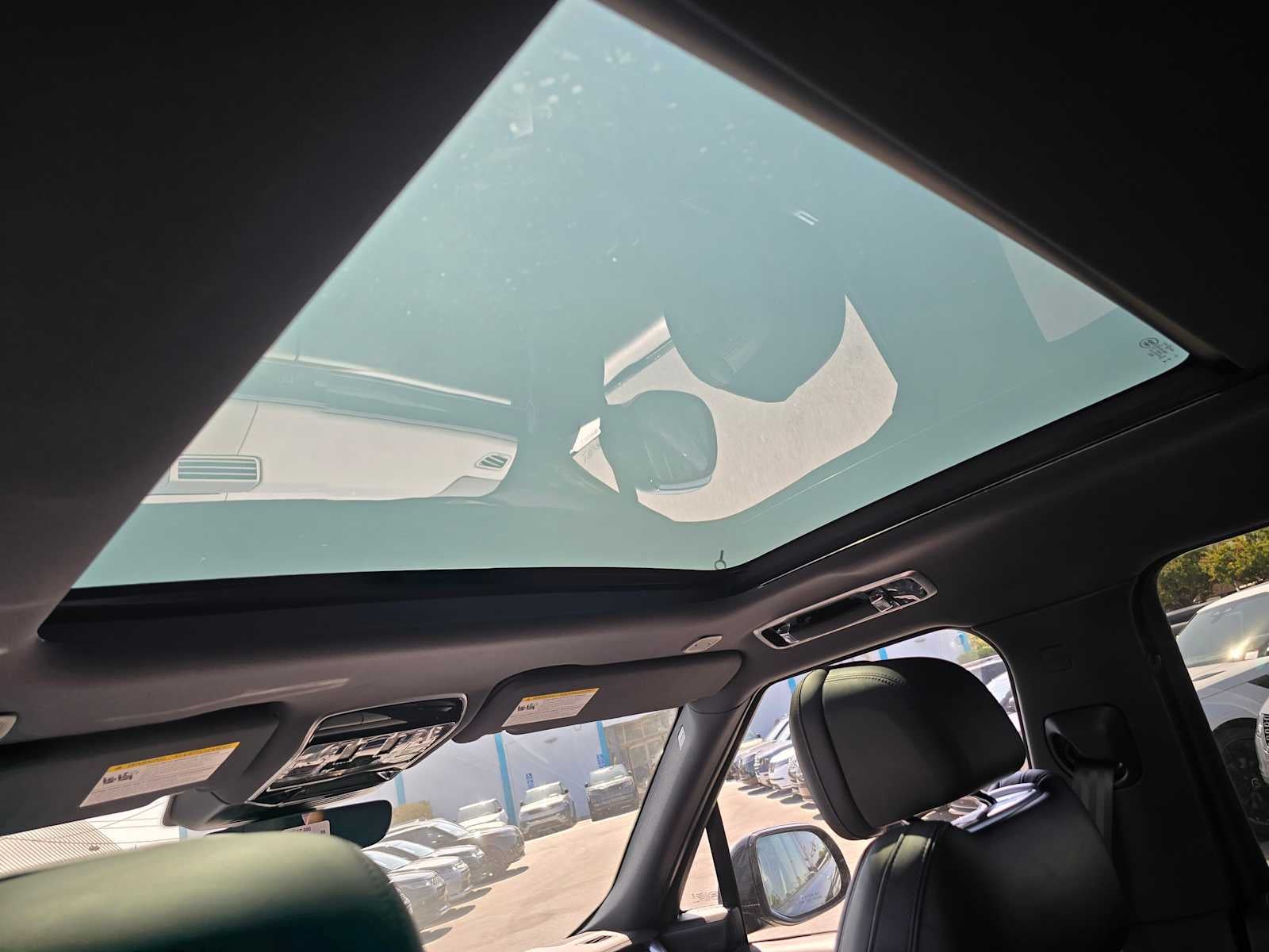 2025 Land Rover Range Rover SE