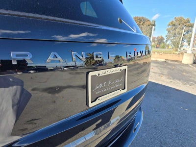 2025 Land Rover Range Rover SE