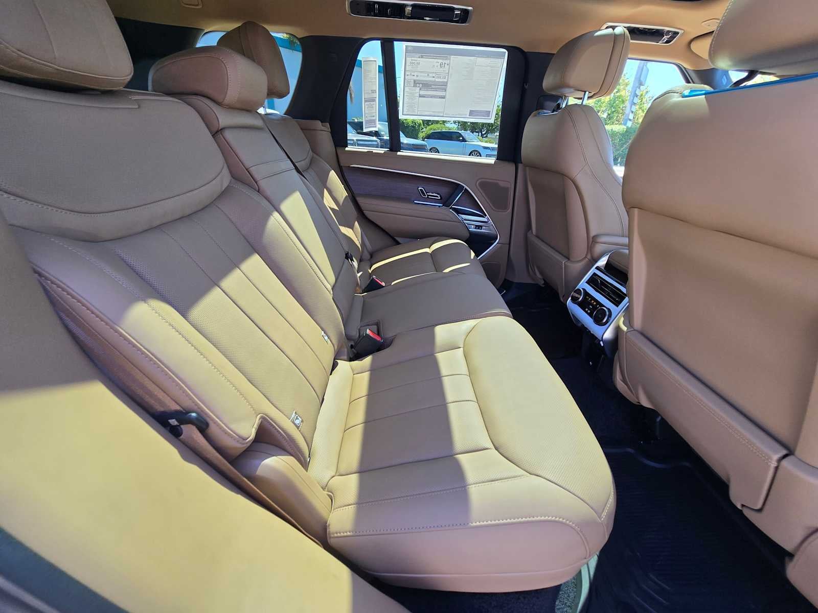 2026 Land Rover Range Rover SE