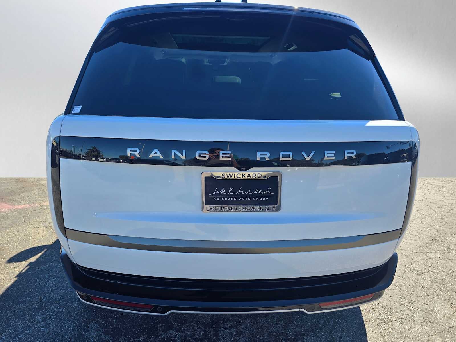 2025 Land Rover Range Rover SE