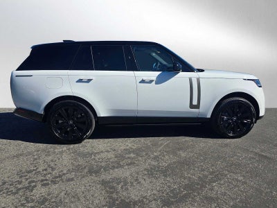 2025 Land Rover Range Rover SE