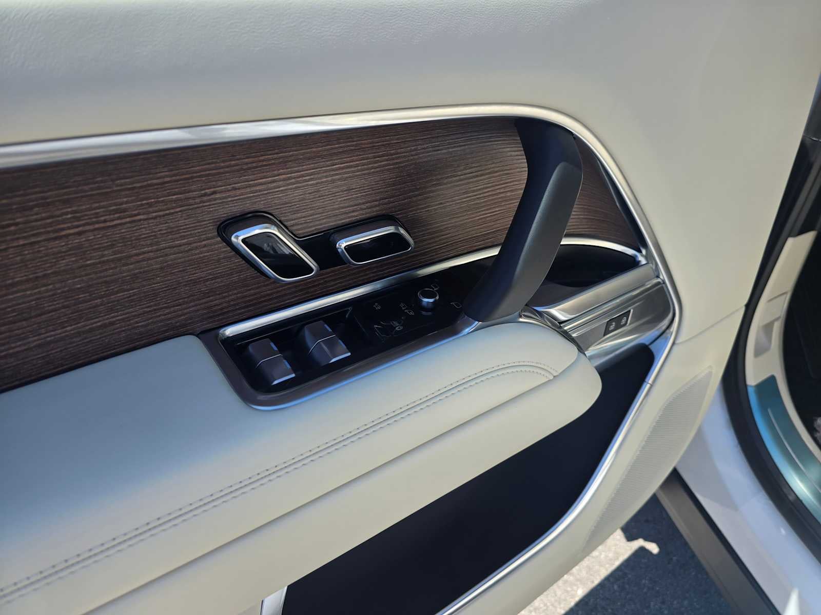 2026 Land Rover Range Rover SE