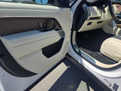 2026 Land Rover Range Rover SE