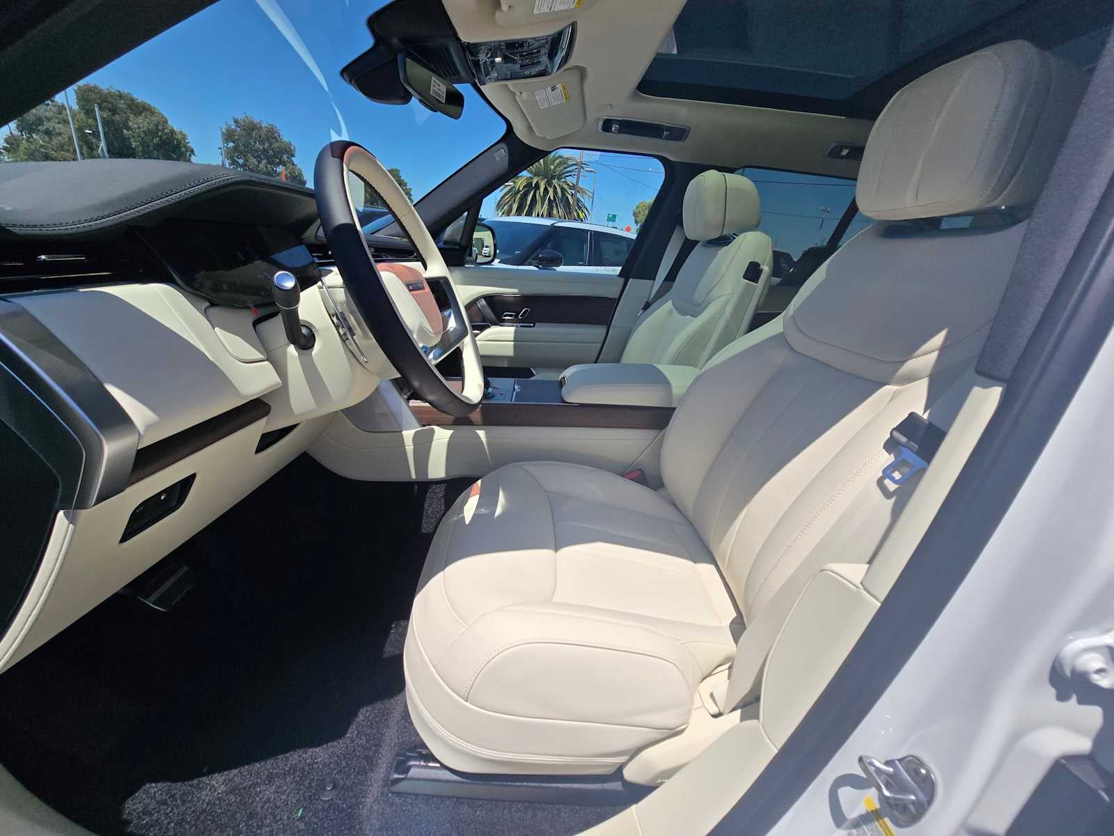 2026 Land Rover Range Rover SE