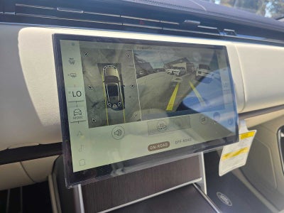 2026 Land Rover Range Rover SE