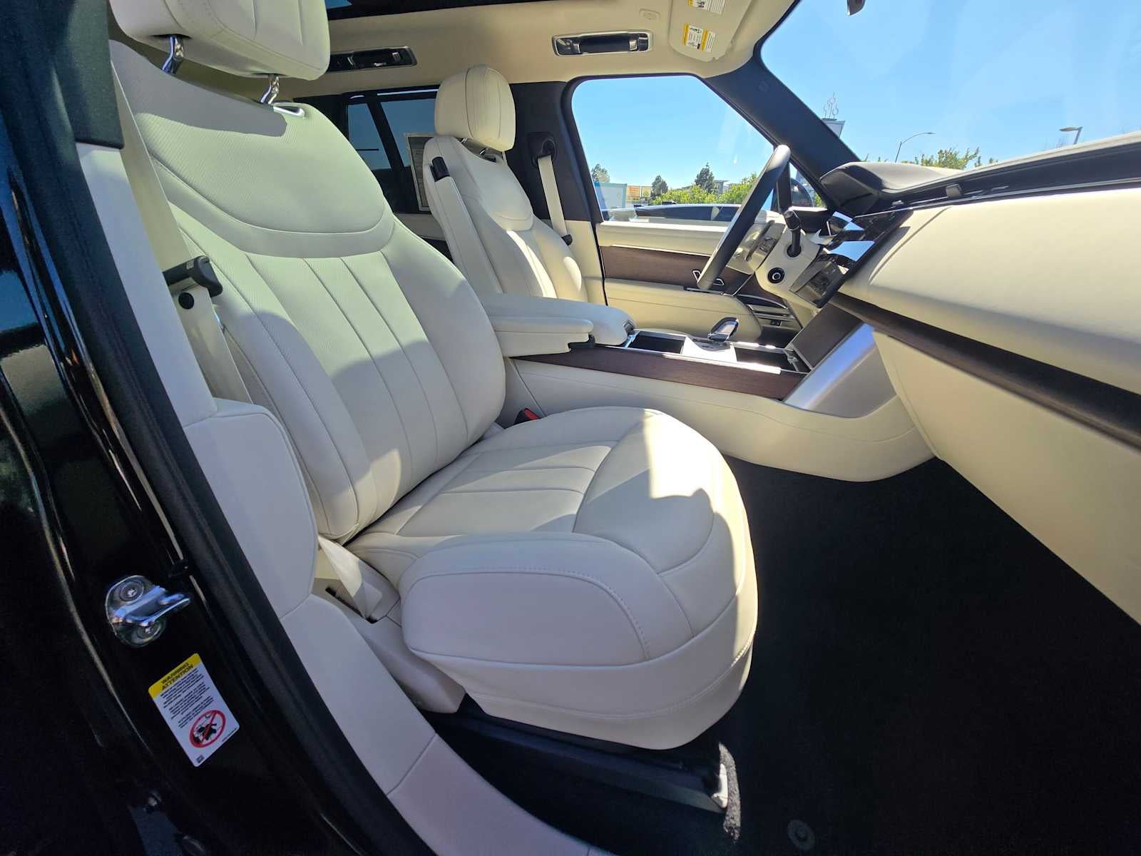 2026 Land Rover Range Rover SE