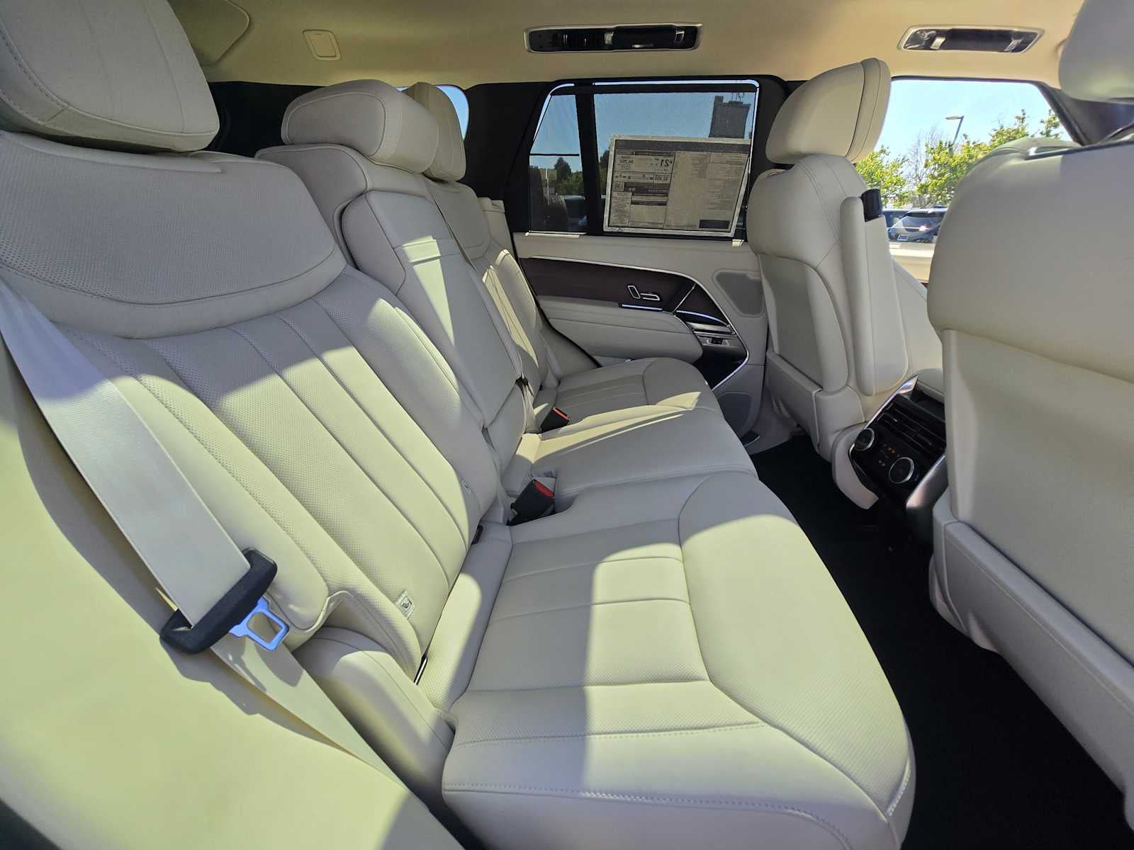 2026 Land Rover Range Rover SE