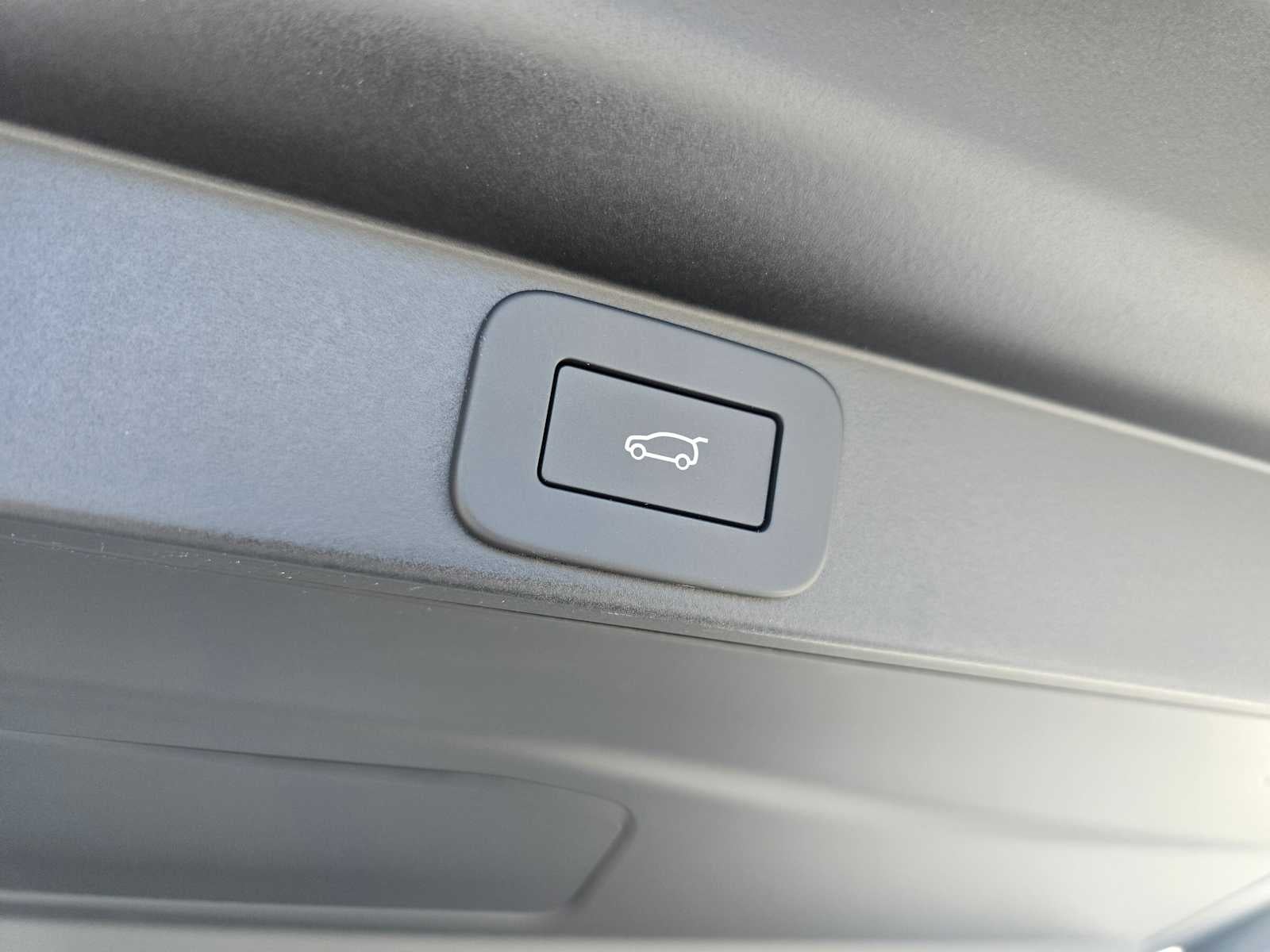 2026 Land Rover Range Rover SE