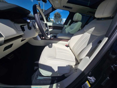 2026 Land Rover Range Rover SE