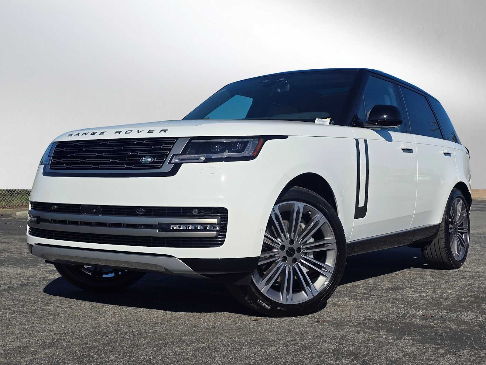 2026 Land Rover Range Rover SE