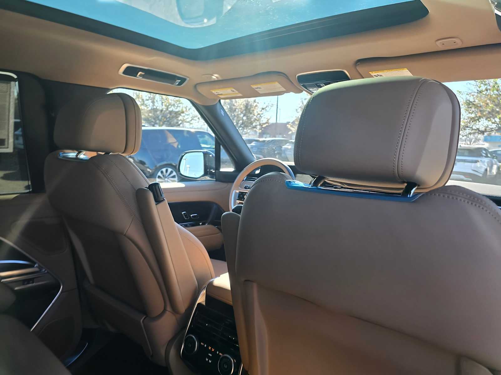 2026 Land Rover Range Rover SE